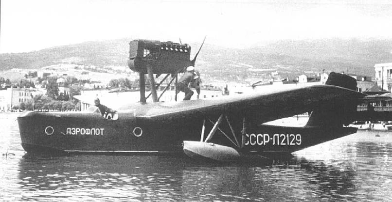 Beriev MP-1 dell'Aeroflot a Yalta