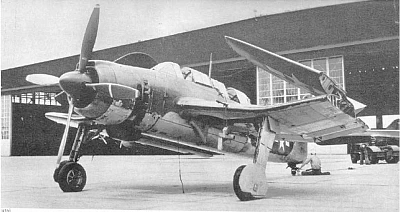 Aichi B7A2 con le semiali chiuse