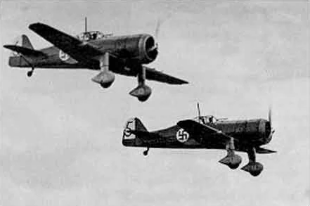 Una coppia di Fokker D.XXI della finlandese Suomen ilmavoimat