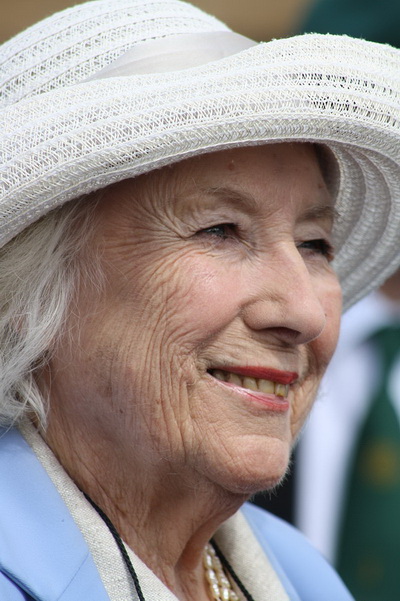 800px Dame Vera Lynn