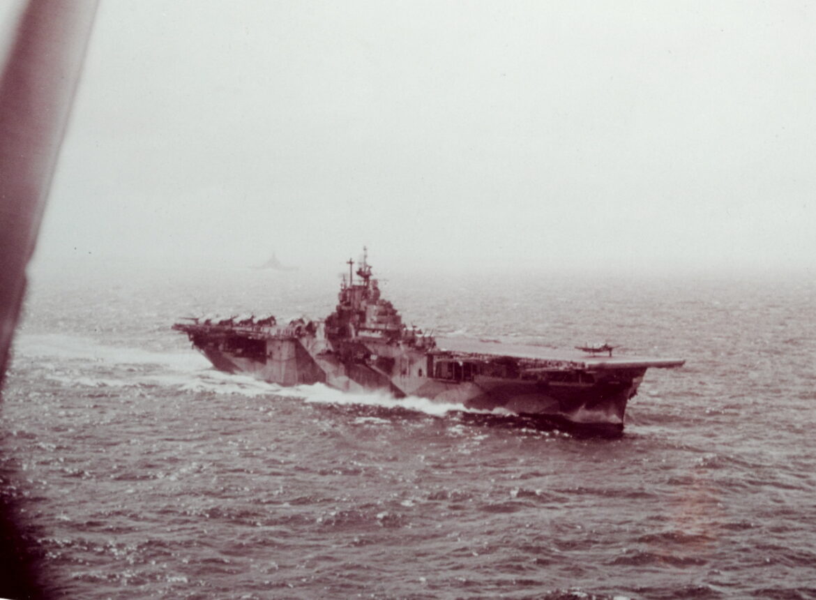USS_Intrepid_(CV-11)_during_Battle_of_Leyte_Gulf_1944 USS Intrepid (CV-11)