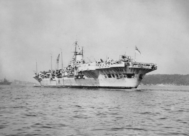 Victorious a Sidney nel 1945