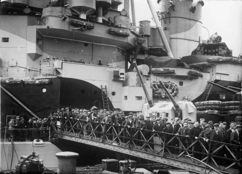 HMS Howe
