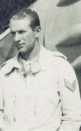 Luigi_Gorrini_sergente Luigi Gorrini con i gradi da sergente